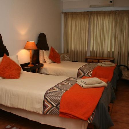 Babbling Brook B&B Closes At Half Past Eight Empangeni Exterior photo